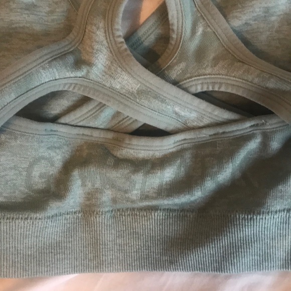 Gymshark Sports bra - Picture 3 of 4